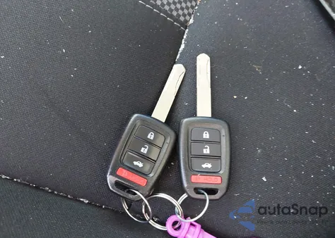 2019 Honda Civic Lx z USA, uszkodzony, nr VIN 19XFC2F65KE202271